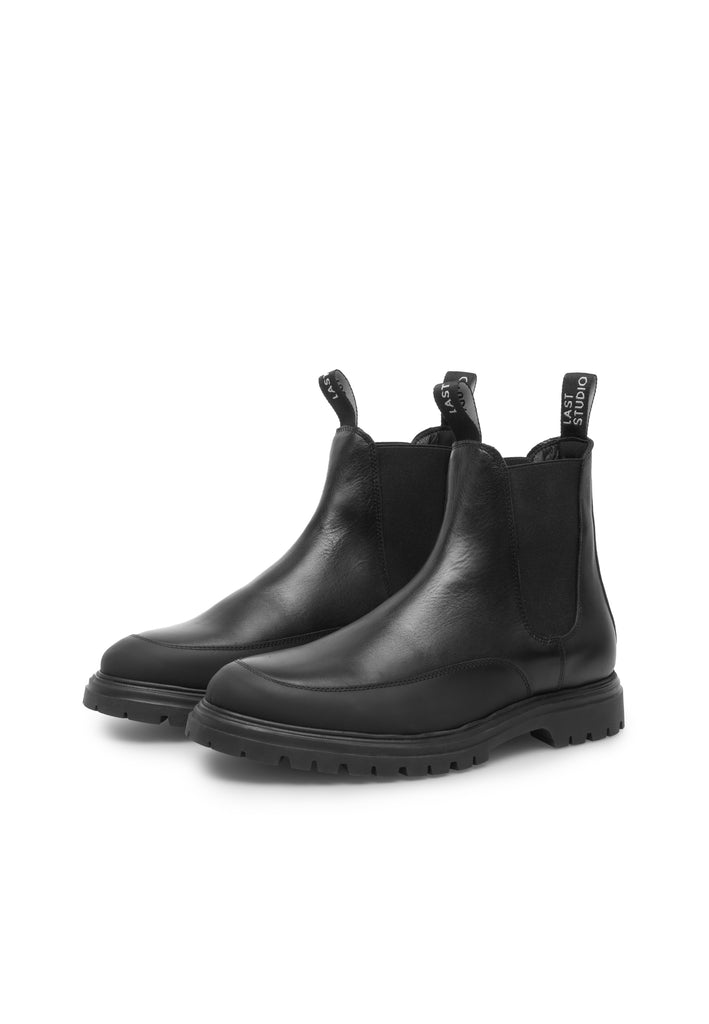 Last Studio Gary Shiny Crust Leather - Black Ankle Boots Black